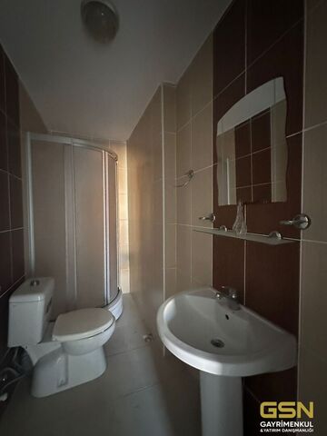 18-ÇAYIROVA ATATÜRK MAH. MUAMMER AKSOY CADDESİN'DE 2+1 ÜST DUBLEKS